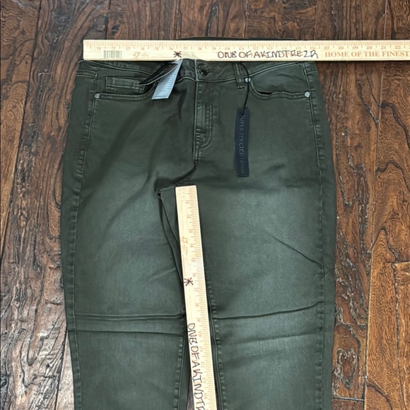 Lane Bryant Mid Rise Supper Stretch Olive Green Jean 14 NWT - Picture 6 of 15